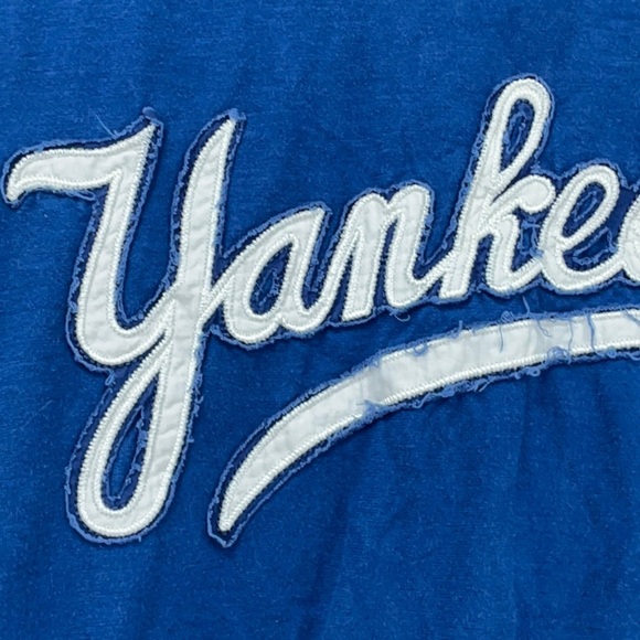 MLB New York Yankees Script Logo T-Shirt XL Navy Blue – Excellent Condition - Picture 4 of 6